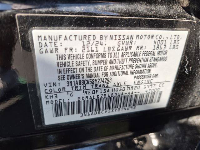 Used 2025 Nissan Sentra SV FWD image 23