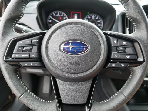 Used 2025 Subaru Forester Premium AWD/4WD image 25
