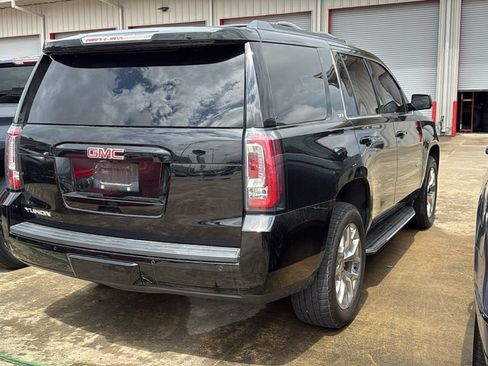 Used 2017 GMC Yukon SLT w/ Open Road Package AWD/4WD image 3