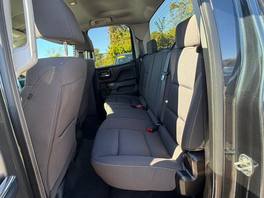 Used 2019 GMC Sierra 1500 SLE w/ SLE Value Package AWD/4WD image 12