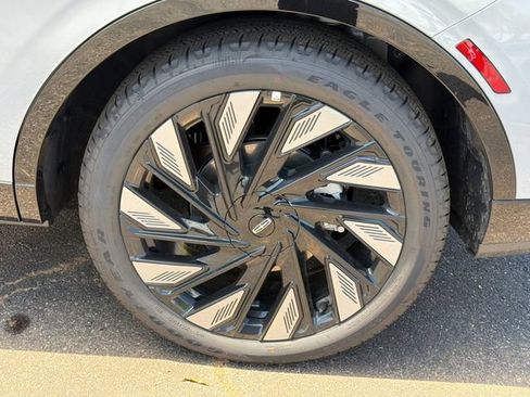New 2026 Lincoln Nautilus Reserve w/ Jet Appearance Package AWD/4WD image 21