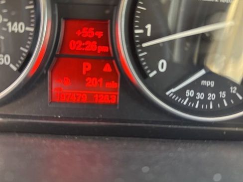 Used 2011 BMW 328i xDrive Sedan image 13