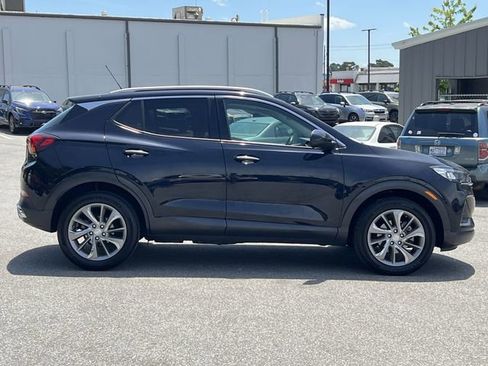 Used 2020 Buick Encore GX Essence w/ Experience Buick Package AWD/4WD image 14