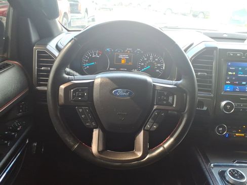 Used 2021 Ford Expedition Max Limited image 19
