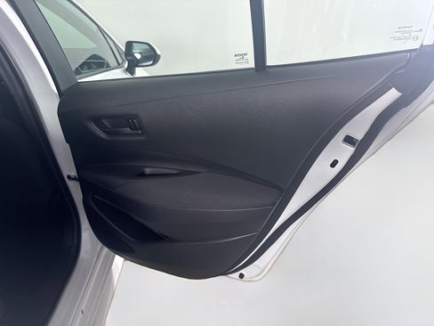 Used 2024 Toyota Corolla LE FWD image 27