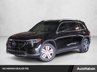 Used 2023 Mercedes-Benz EQB 300 4MATIC video 1