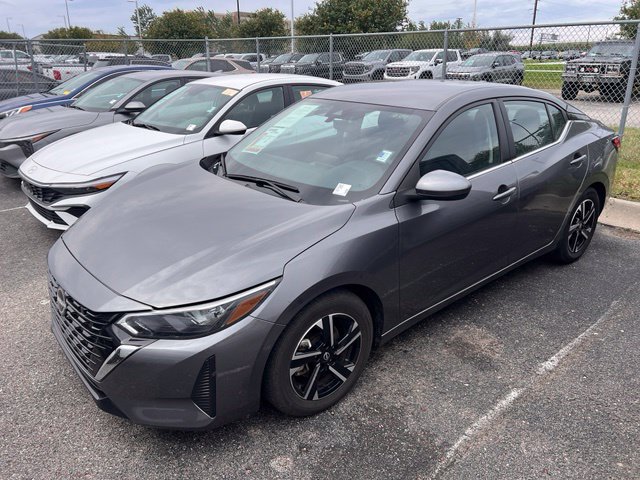 Used 2025 Nissan Sentra SV FWD image 3