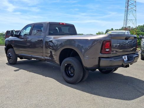 New 2026 RAM 3500 Big Horn AWD/4WD image 3