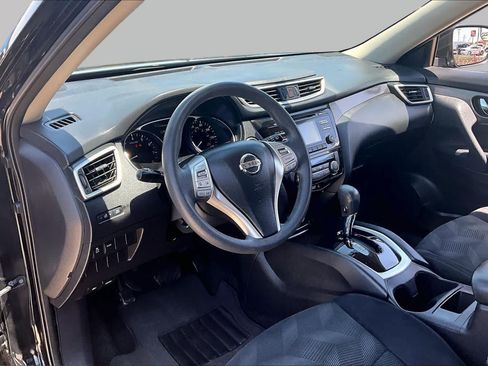 Used 2014 Nissan Rogue SV w/ SV Moonroof Package FWD image 18
