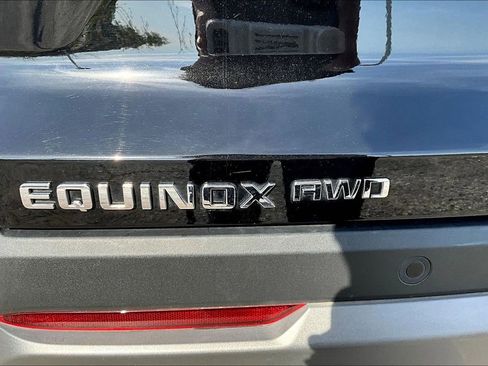 Used 2025 Chevrolet Equinox LT AWD/4WD image 23