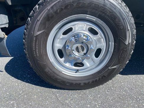 Used 2017 Ford F250 XL w/ Power Equipment Group image 37