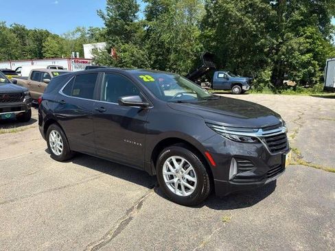 Used 2023 Chevrolet Equinox LT w/ Driver Convenience Package AWD/4WD image 6