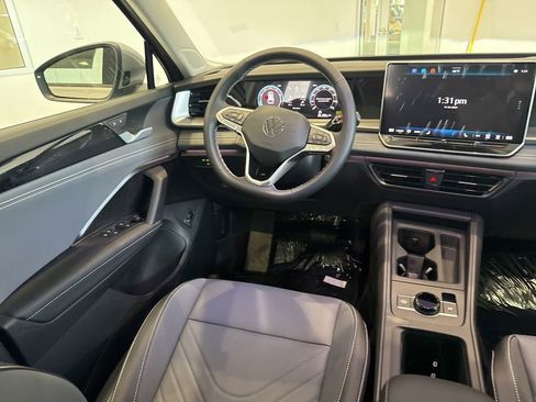 New 2026 Volkswagen Tiguan S image 10