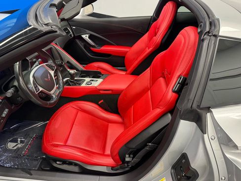 Used 2019 Chevrolet Corvette Z06 RWD image 15