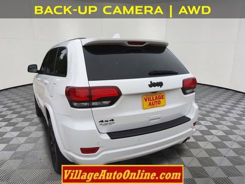 Used 2020 Jeep Grand Cherokee Altitude image 11