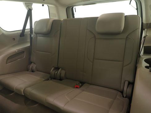 Used 2019 GMC Yukon XL SLT w/ Open Road Package image 13