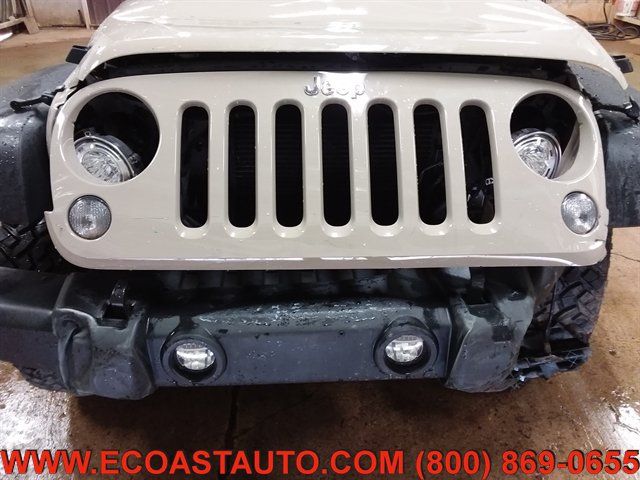 Used 2017 Jeep Wrangler Unlimited Rubicon AWD/4WD image 19