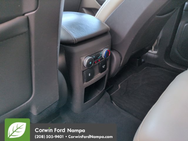 Used 2020 Ford Explorer Platinum w/ Premium Technology Package AWD/4WD image 25