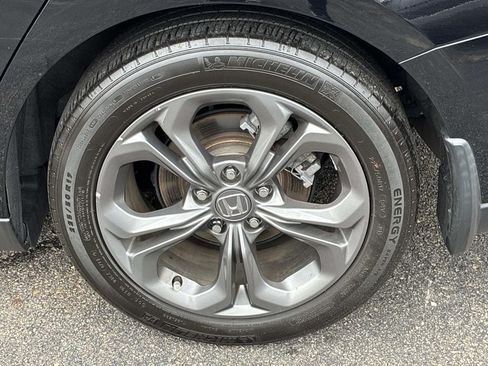 Used 2023 Honda Accord EX image 17