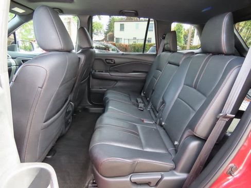 Certified 2022 Honda Passport TrailSport image 11