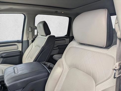 Used 2024 RAM 1500 Limited AWD/4WD image 10
