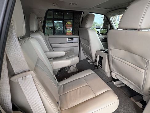 Used 2012 Ford Expedition Limited RWD image 33