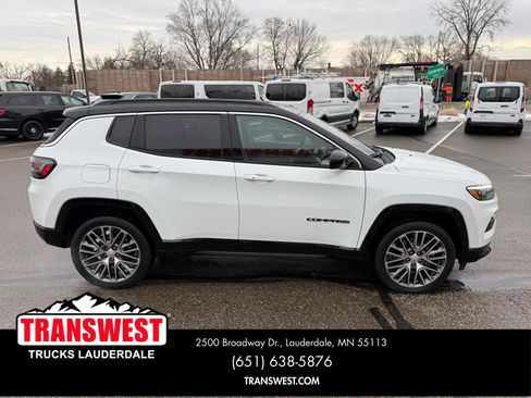 Used 2024 Jeep Compass Limited w/ Elite Group image 18
