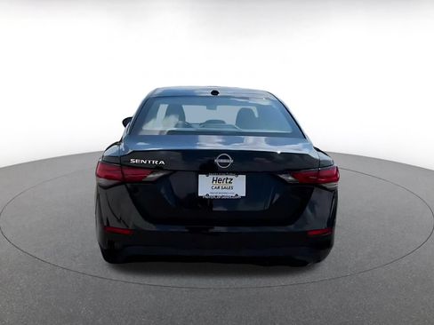 Used 2025 Nissan Sentra SV FWD image 12