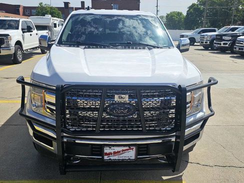 Used 2019 Ford F150 Lariat AWD/4WD image 4