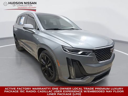 Used 2023 Cadillac XT6 Premium Luxury w/ LPO, Floor Liner Package FWD image 1