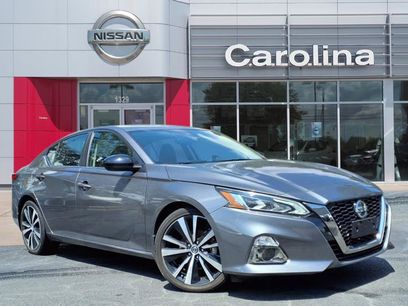Used 2022 Nissan Altima 2.5 SR