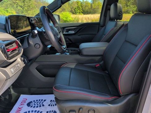 New 2025 Chevrolet Silverado EV RST AWD/4WD image 20