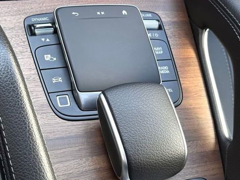 Used 2025 Mercedes-Benz GLS 450 4MATIC image 16