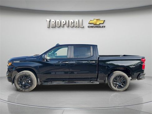 New 2026 Chevrolet Silverado 1500 Custom image 2