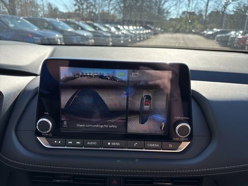 New 2026 Nissan Rogue SV image 12