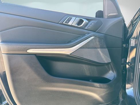 Used 2020 BMW X5 sDrive40i w/ M Sport Package image 23