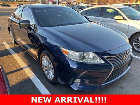 Used 2013 Lexus ES 300h 300h image 4