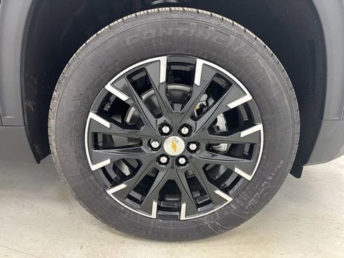 New 2026 Chevrolet Traverse LT w/ Sun and Wheel Package image 33