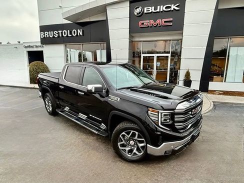 Used 2022 GMC Sierra 1500 SLT w/ SLT Premium Plus Package image 2