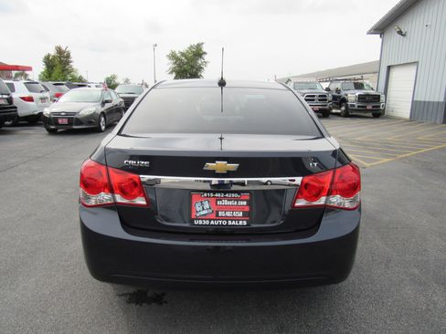 Used 2015 Chevrolet Cruze LT image 5