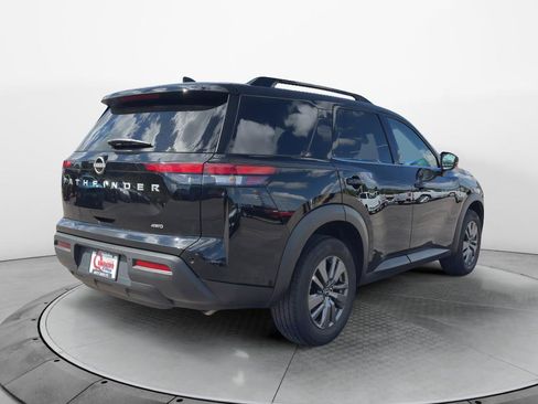 Used 2025 Nissan Pathfinder SV AWD/4WD image 8