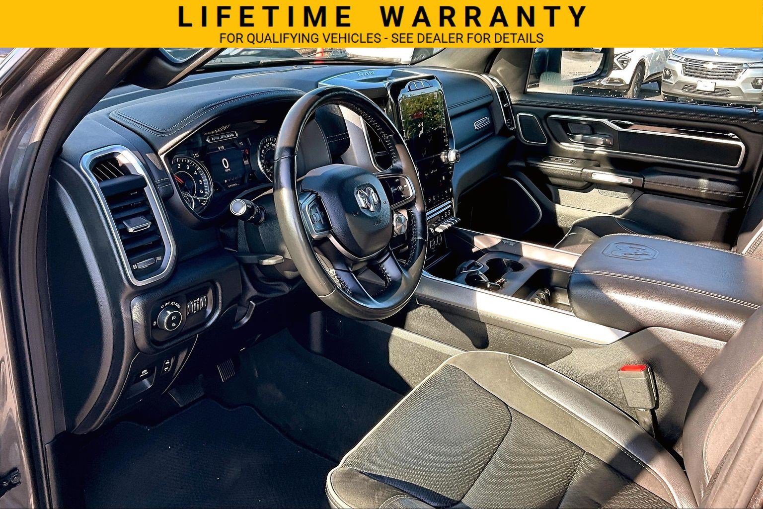 Used 2021 RAM 1500 Laramie w/ Sport Appearance Package AWD/4WD image 14
