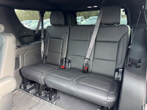 Certified 2023 GMC Yukon XL Denali w/ Denali Reserve Package image 46