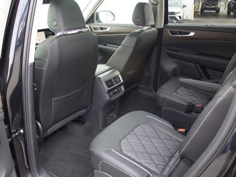 New 2026 Volkswagen Atlas SEL Premium R-Line image 26