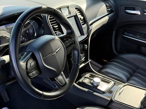 Used 2020 Chrysler 300 S RWD image 17