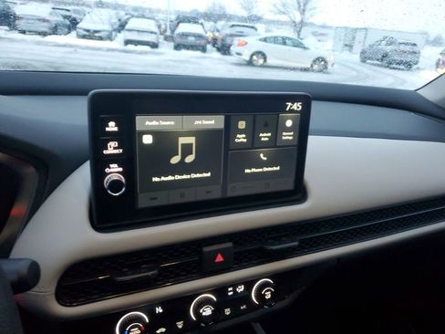 Certified 2026 Honda HR-V LX image 18