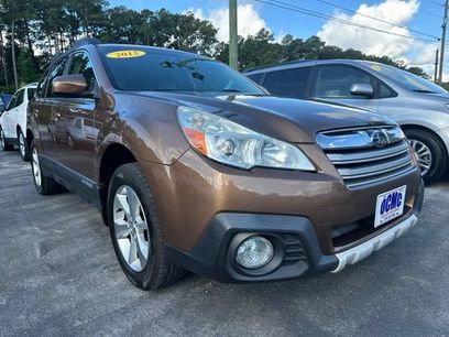 Used 2013 Subaru Outback 2.5i Limited w/ Moonroof Pkg
