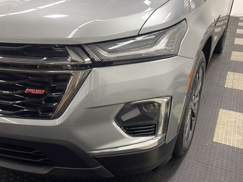 Used 2023 Chevrolet Traverse RS AWD/4WD image 28