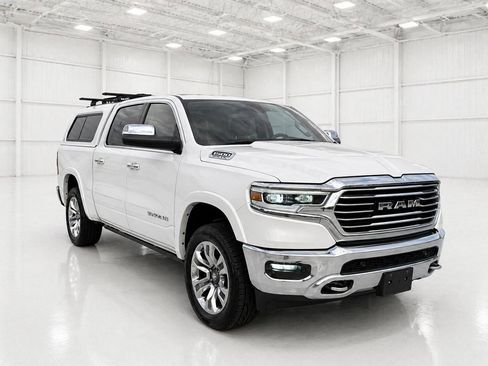 Used 2019 RAM 1500 Limited AWD/4WD image 4