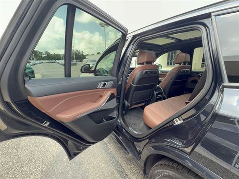 Certified 2024 BMW X5 xDrive50e w/ M Sport Package AWD/4WD image 25